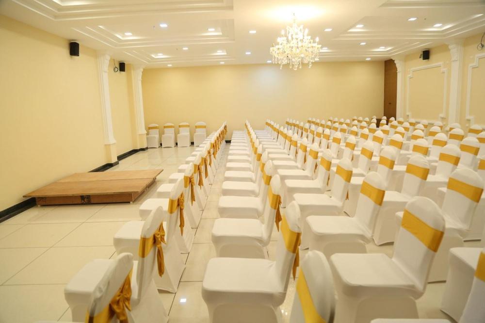 Hotel Kingsburyfiesta à Vellore Extérieur photo